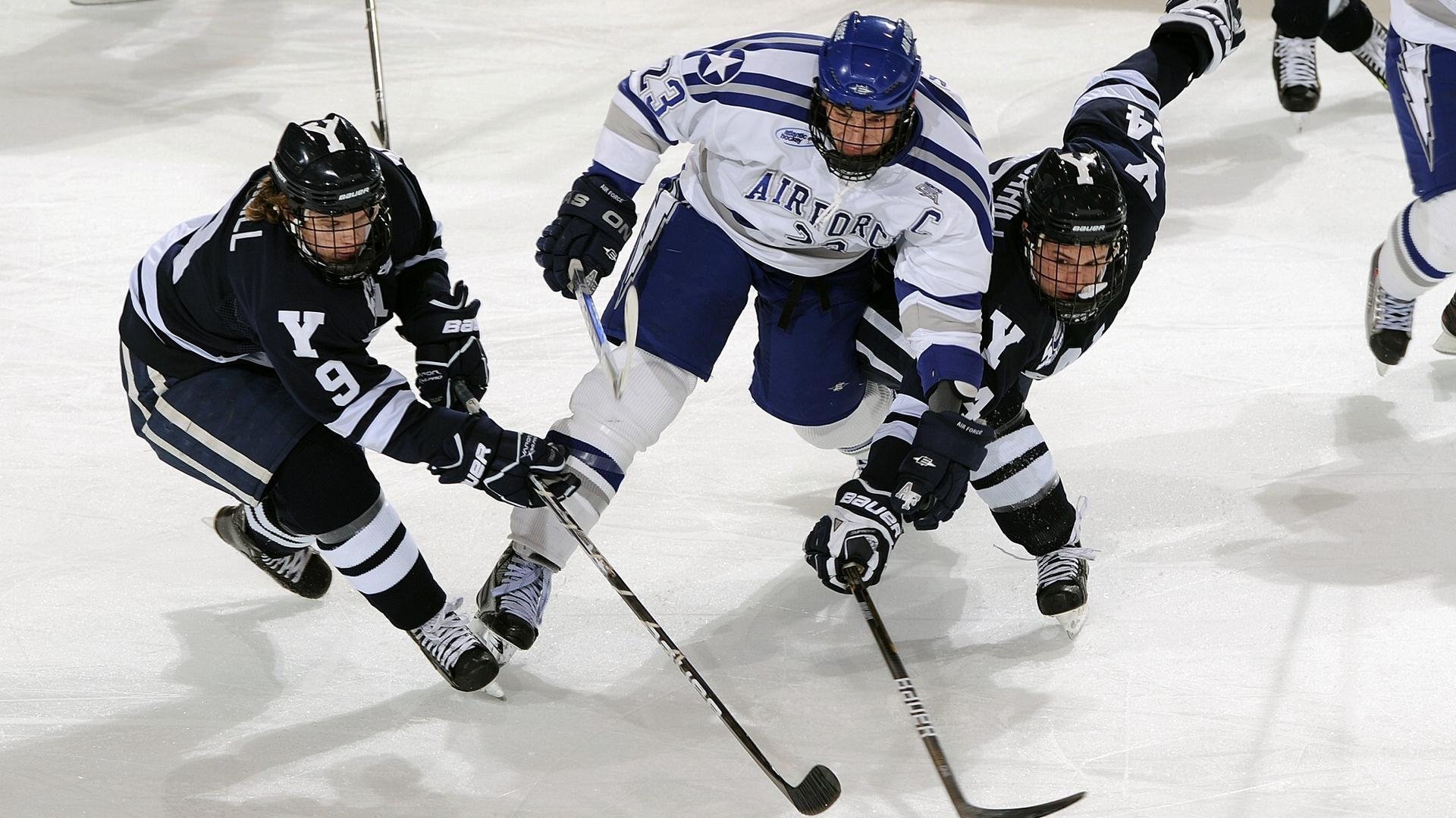 “强强对话！联盟顶尖豪强交锋，悬念重重促发火花”